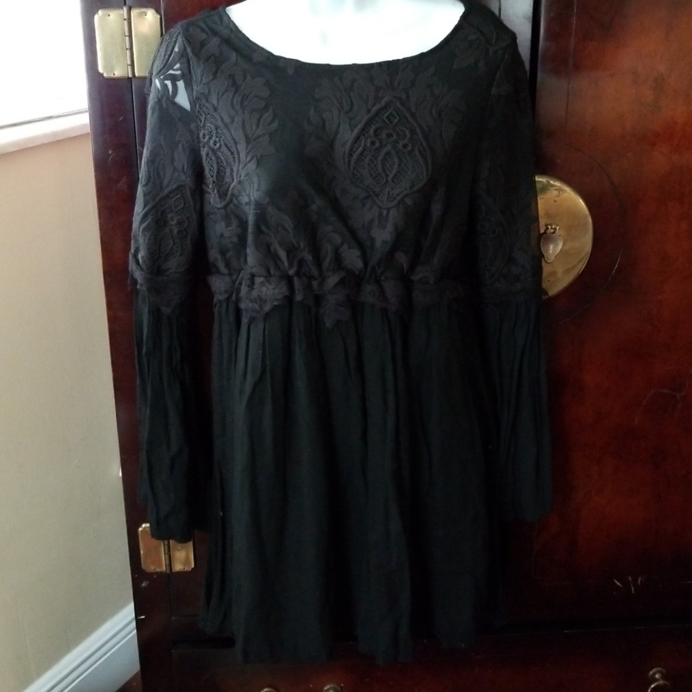 little black dress, size large